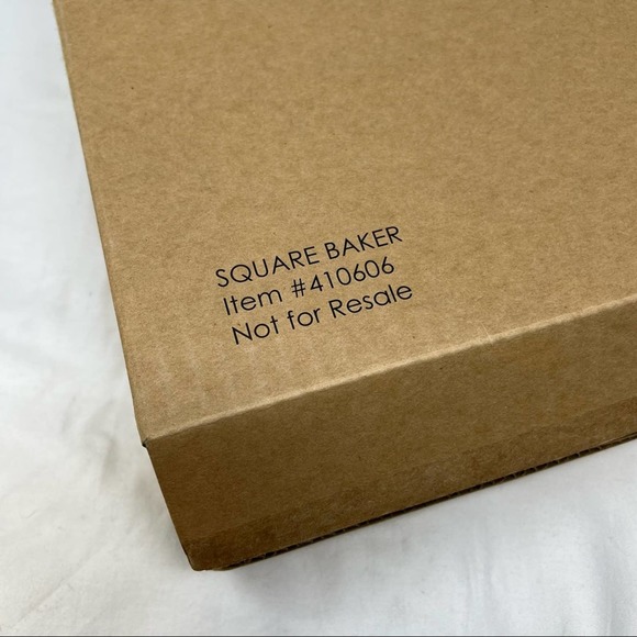 Tastefully Simple Host Collection Square Baker Olive Green Embossed Leaf 5" Pan - Picture 3 of 3